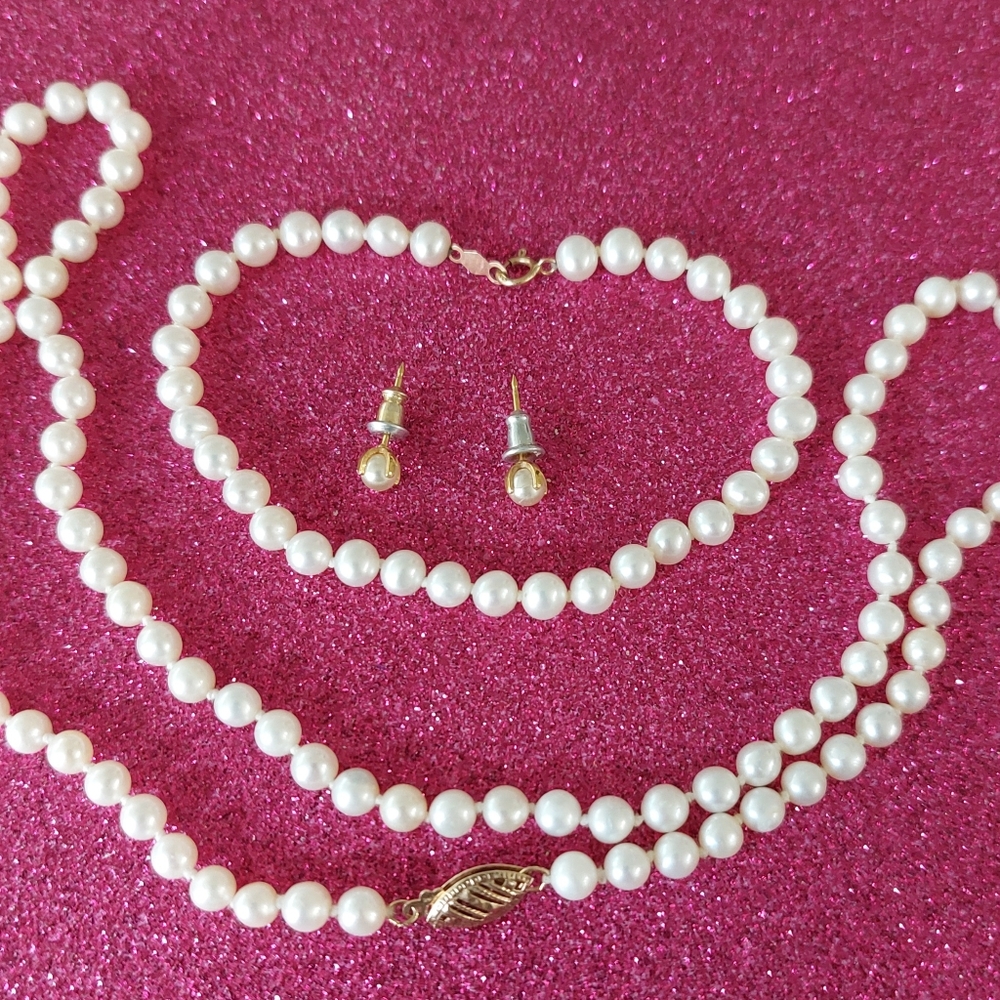 Faux 4mm Pearl Necklace, Bracelet and Pierced Earring Set